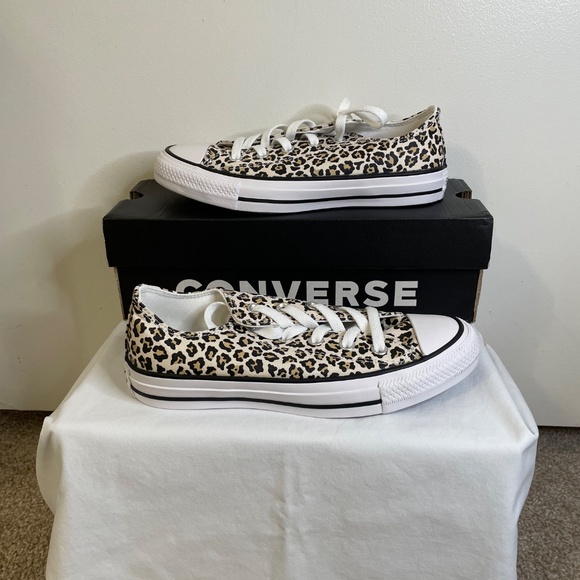 CONVERSE-Cheetah Print in Black, Driftwood-Women US Size 6/ Men US Size 4-NWT - Picture 3 of 13